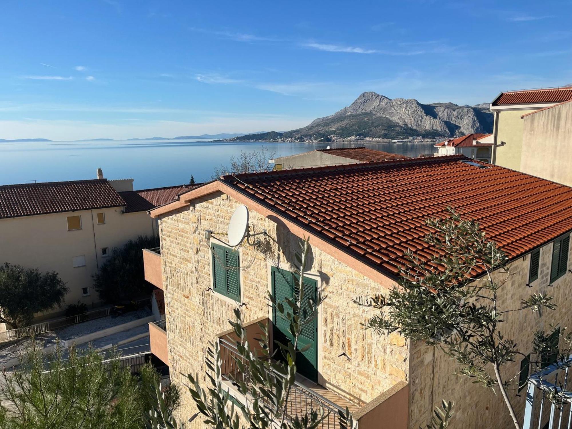 Villa Borzic Omis Bagian luar foto
